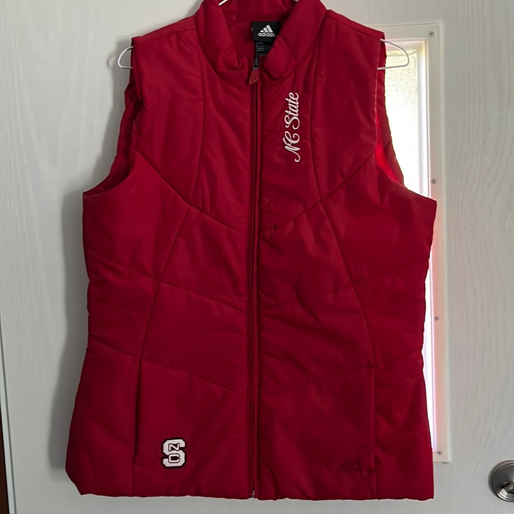 Women’s Adidas vest NC State, side extra large